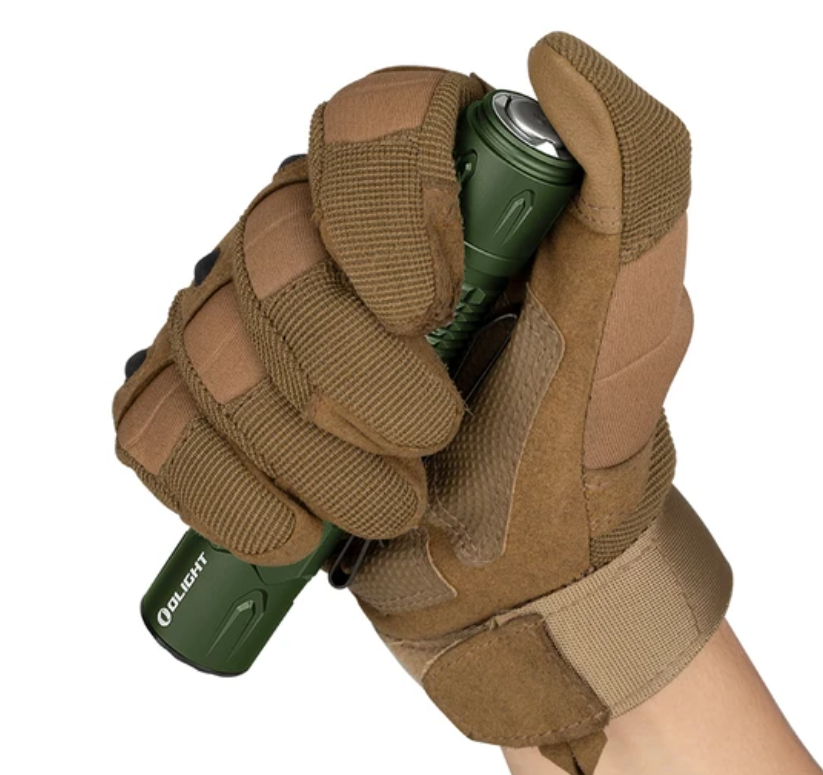 OLIGHT Warrior 3S – Tactical Dual-Switch Flashlight - 2300 Lumen / 984m