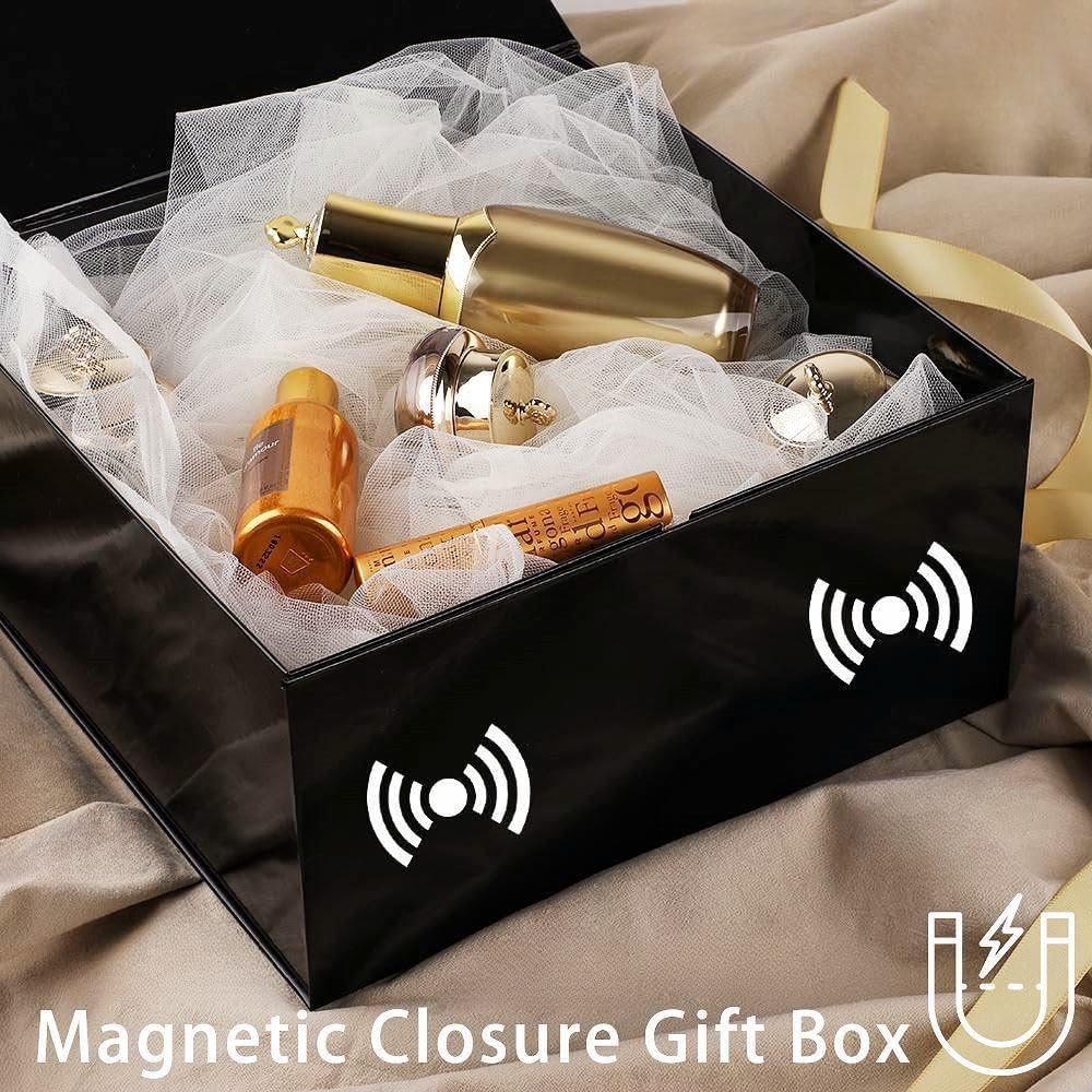 Custom Whiskey & Poker Gift Set